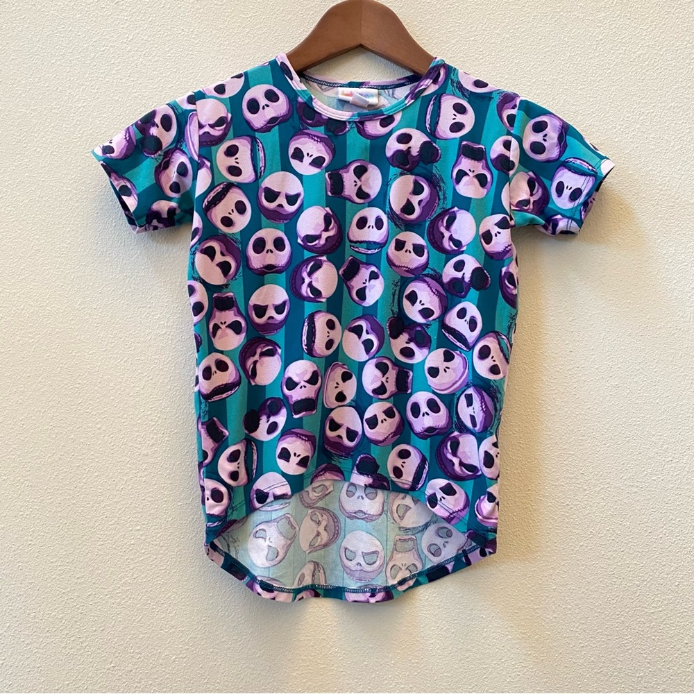 Pre-Loved LULAROE Nightmare Before Christmas Hi-low shirt sz 4T